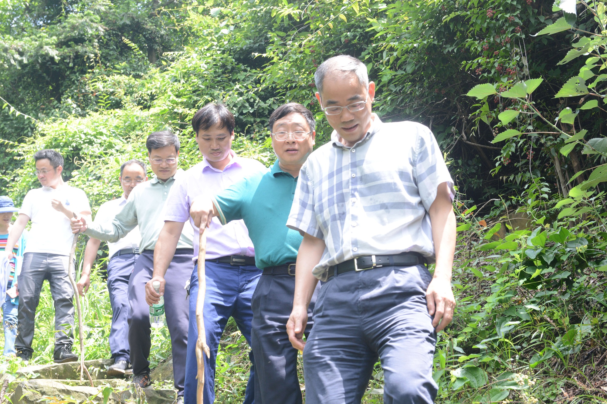 國資委領(lǐng)導(dǎo)一線調(diào)度DSC_5575_副本.jpg