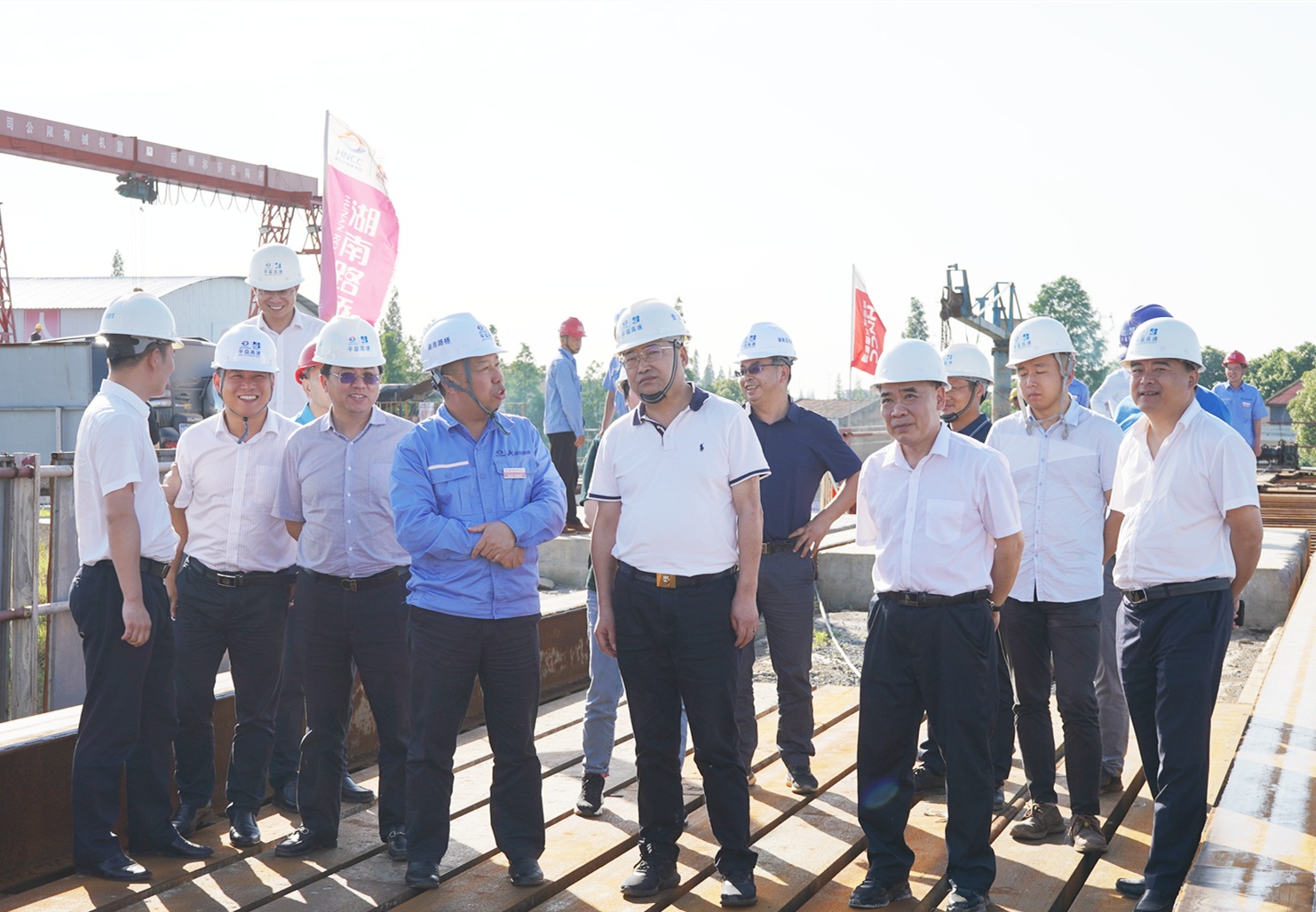 3方聯(lián)民到平益十六標(biāo)檢查_(kāi)副本.jpg