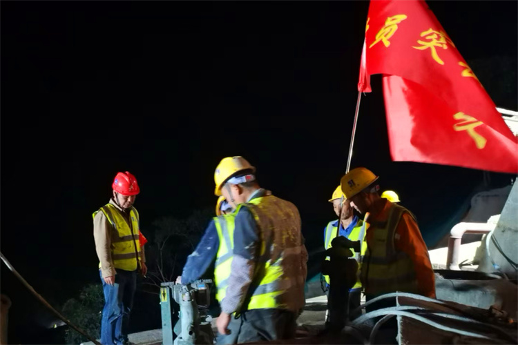 20251121510055.jpg 4.jpg